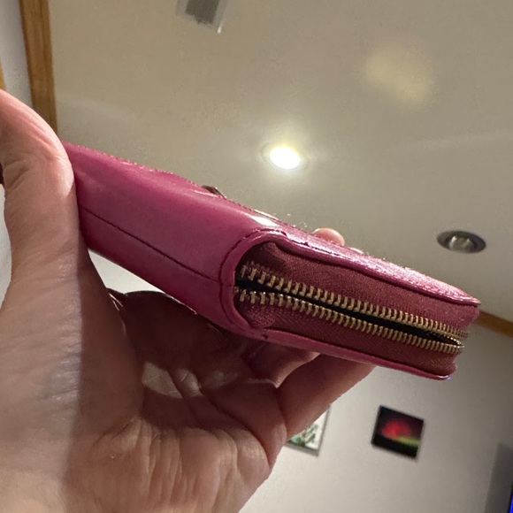 Fossil Women's Vibrant Pink Wallet - Picture 4 of 11